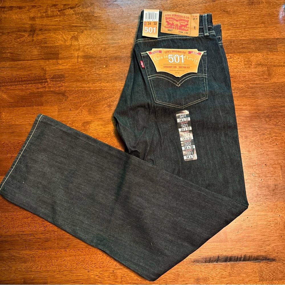 Levis 501 Mens 34x32 Blue Straight Leg Button Fly Cotton Dark Blue Demin - new